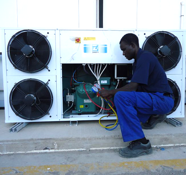 Techniciens-en-Froid-Climatisation Techniciens-en-Froid-Climatisation